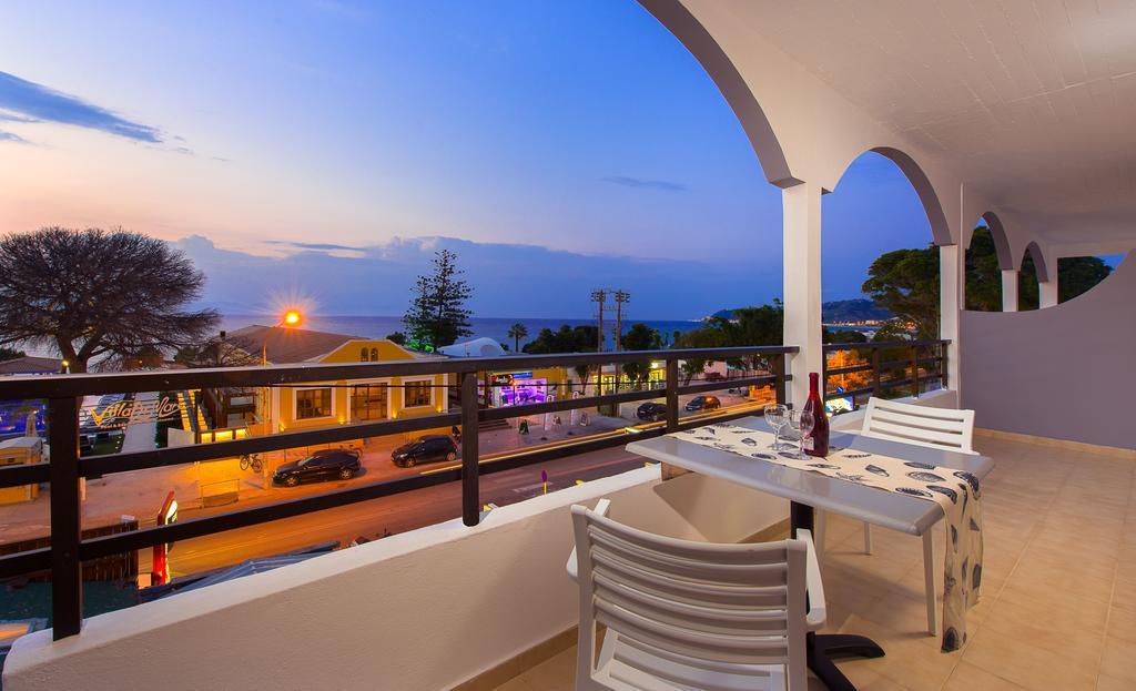 Sunny Days Hotel